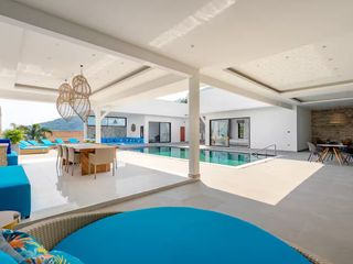 Продажа и аренда 7 спальни вилла в Самуи, Сураттани