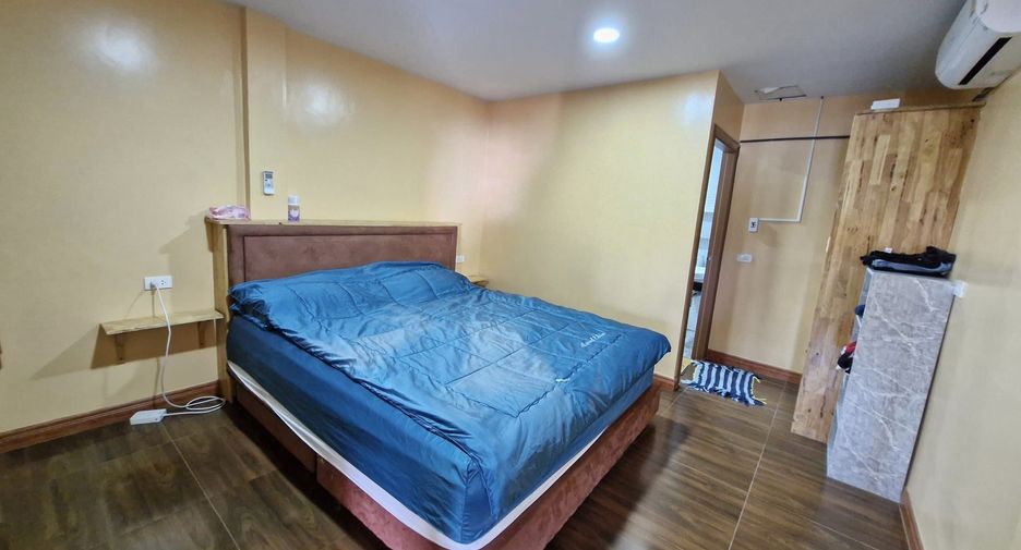 For sale and for rent 5 bedrooms townhouse in Hua Hin, Prachuap Khiri Khan