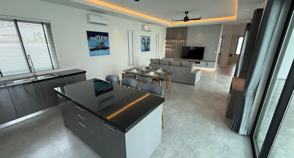For sale 3 bedrooms villa in Hua Hin, Prachuap Khiri Khan
