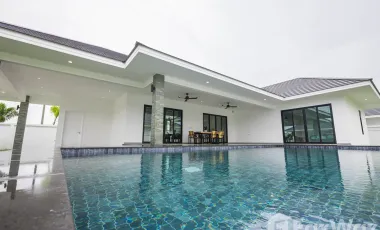 Villa zum Kauf mit 3 Zimmer in Hua Hin, Prachuap Khiri Khan