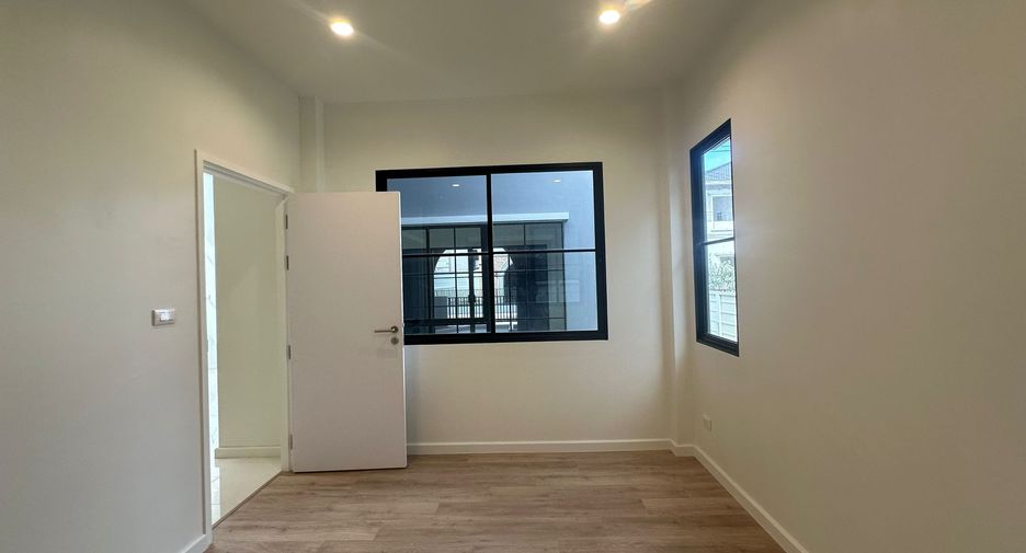 Casa en alquiler de 3 habitaciones en Mueang Phuket, Phuket
