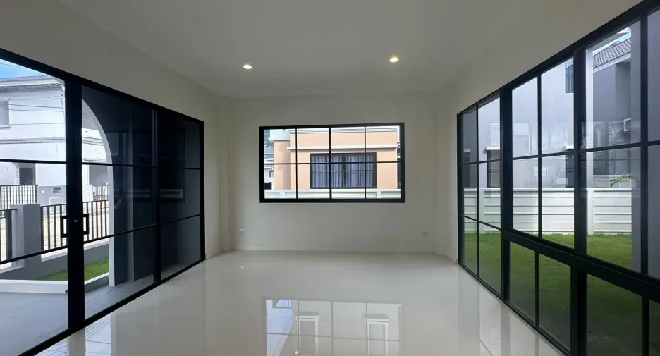 Casa en alquiler de 3 habitaciones en Mueang Phuket, Phuket