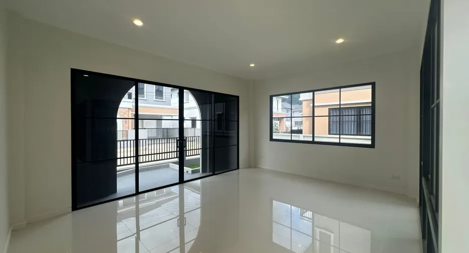 Casa en alquiler de 3 habitaciones en Mueang Phuket, Phuket