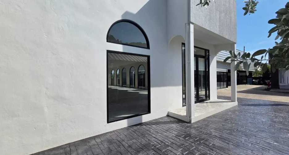 For rent retail Space in Mueang Phuket, Phuket