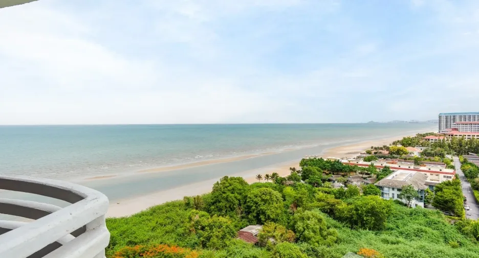 À vendre et à louer studio condo à Cha Am, Phetchaburi