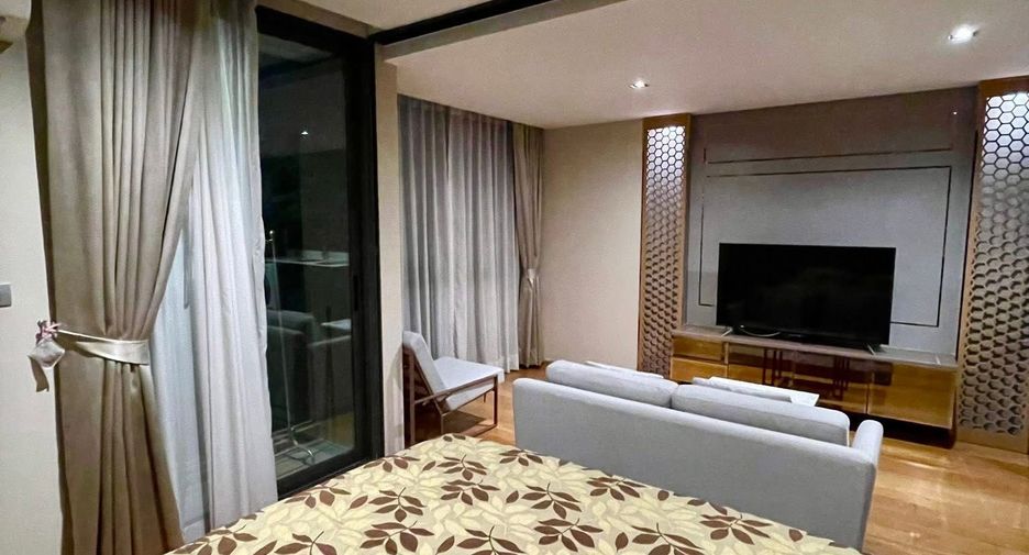 For rent 1 bed condo in Bang Rak, Bangkok
