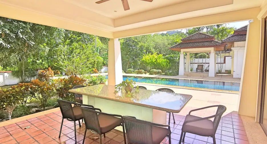 For sale and for rent 5 bedrooms villa in Thalang, Phuket