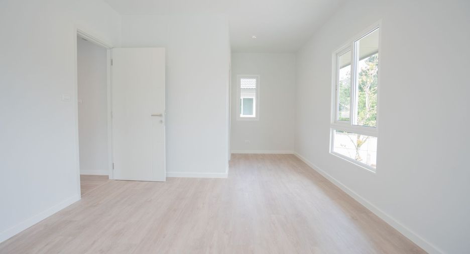Haus zur Miete mit 4 Zimmer in Mueang Phuket, Phuket