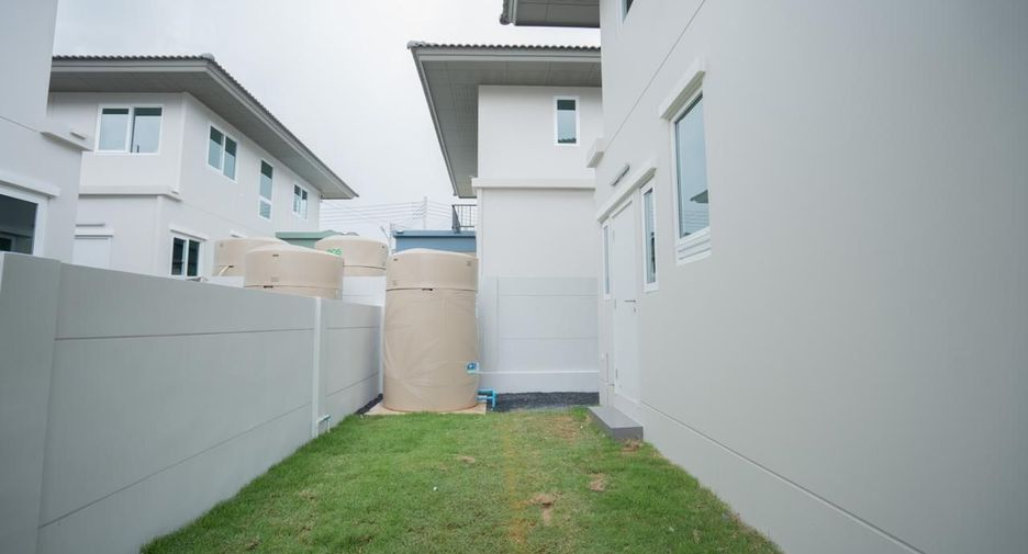 Haus zur Miete mit 4 Zimmer in Mueang Phuket, Phuket