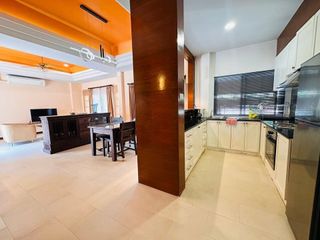 For rent 3 bedrooms villa in Mueang Phuket, Phuket