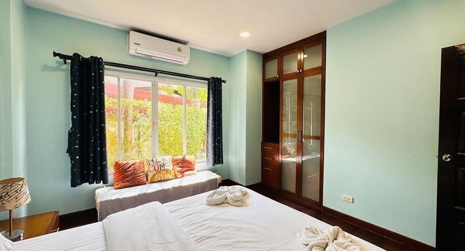 For rent 3 bedrooms villa in Mueang Phuket, Phuket