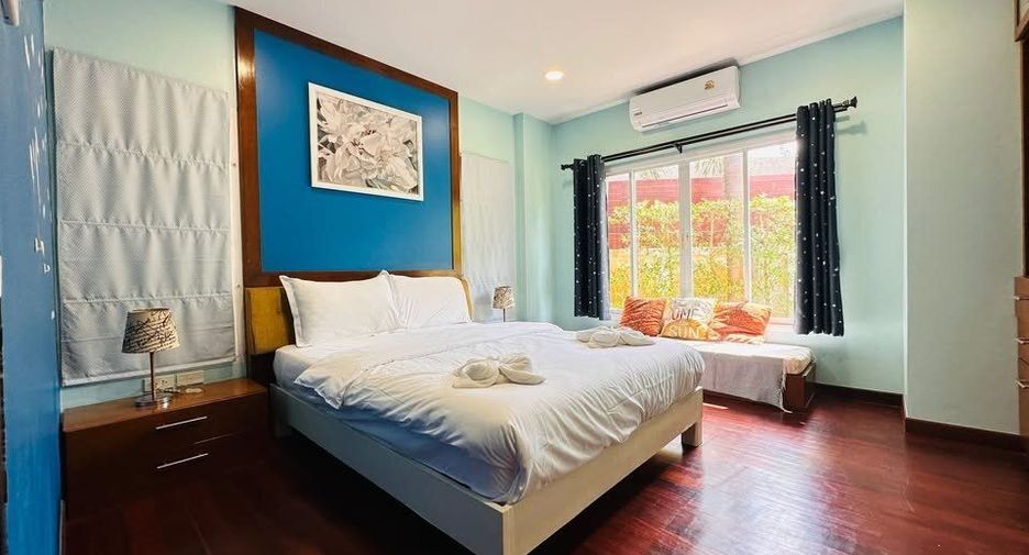 For rent 3 bedrooms villa in Mueang Phuket, Phuket