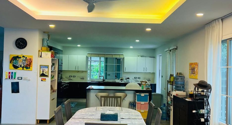 À vendre et à louer 6 chambres villa à Mueang Phuket, Phuket