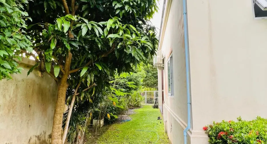 À vendre et à louer 6 chambres villa à Mueang Phuket, Phuket