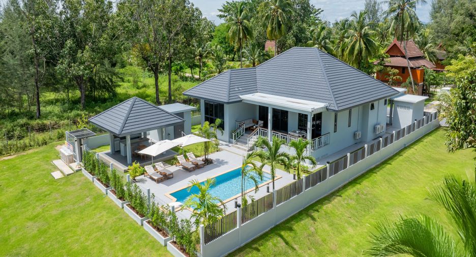 Villa zum Kauf mit 4 Zimmer in Takua Pa, Phang Nga