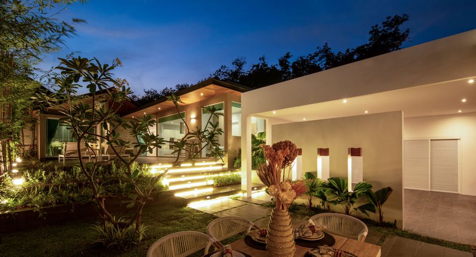 For sale 3 bedrooms villa in Mueang Krabi, Krabi