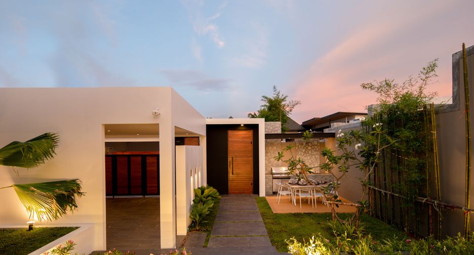 For sale 3 bedrooms villa in Mueang Krabi, Krabi