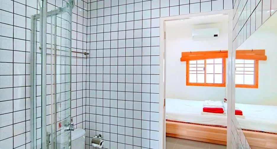 For rent 2 bedrooms townhouse in Thalang, Phuket