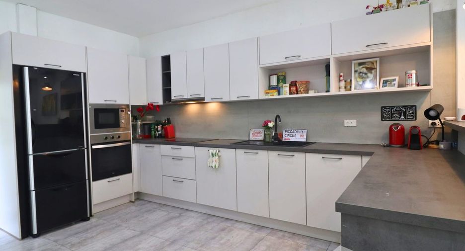 Villa en alquiler de 2 habitaciones en Kathu, Phuket