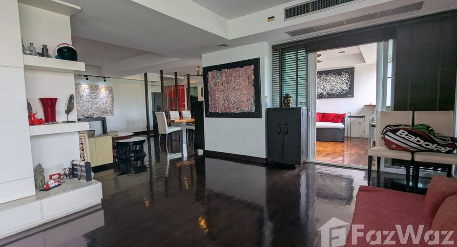 For rent 3 bedrooms condo in Watthana, Bangkok