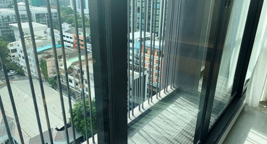 Condo en venta de 2 habitaciones en Khlong Toei, Bangkok