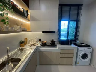 Продажа 4 спальни дом в Mueang Samut Prakan, Самутпракан