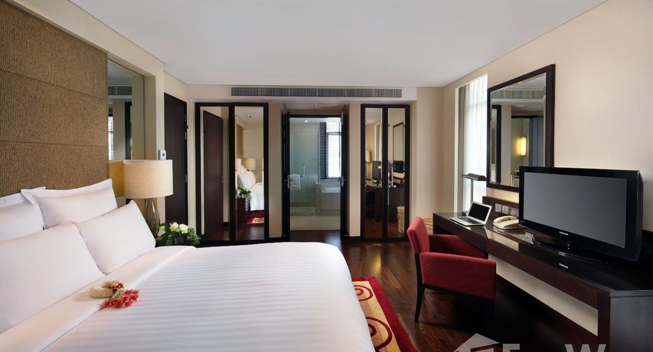 For rent 2 bedrooms condo in Sathon, Bangkok