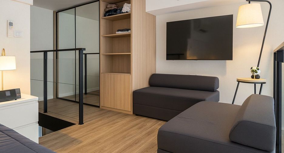 For sale 2 bedrooms condo in Khlong Toei, Bangkok
