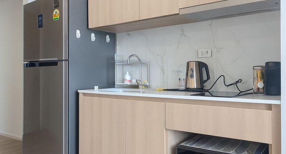 For sale 2 bedrooms condo in Khlong Toei, Bangkok