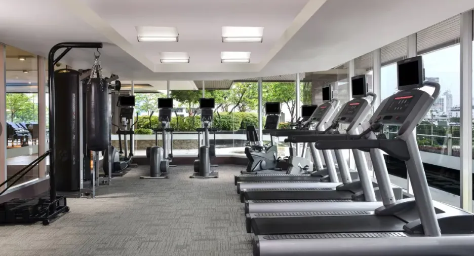 For rent 3 bedrooms condo in Sathon, Bangkok