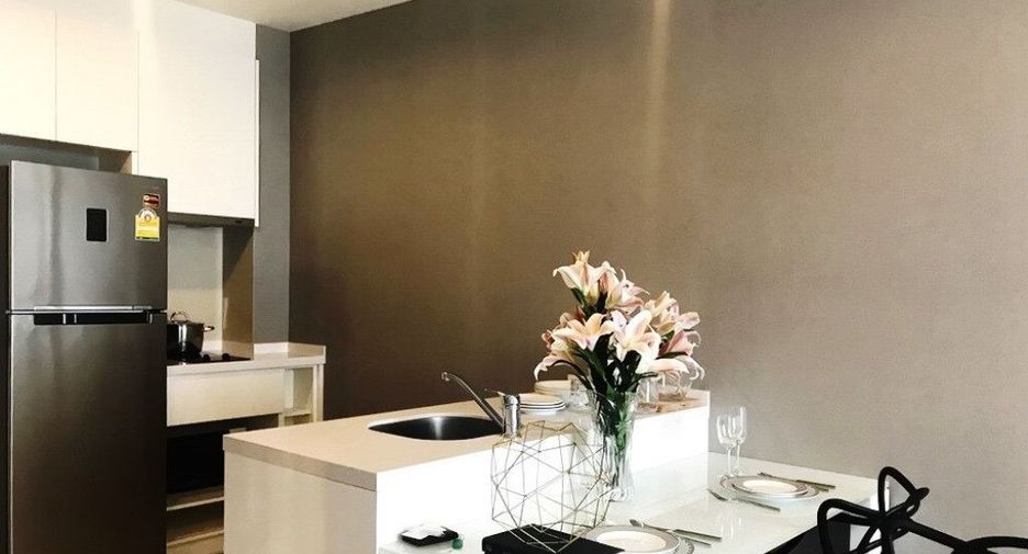 À vendre 1 chambre condo à Khlong Toei, Bangkok