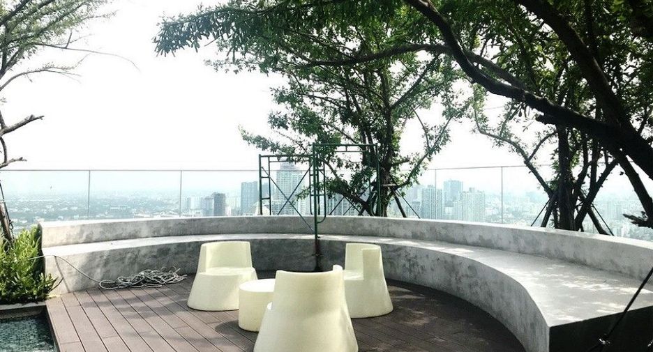 À vendre 1 chambre condo à Khlong Toei, Bangkok