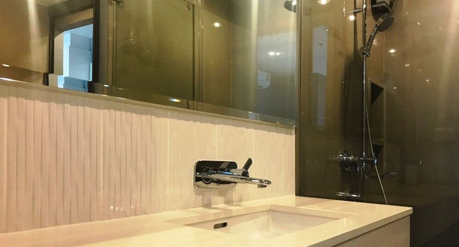 À vendre 1 chambre condo à Khlong Toei, Bangkok