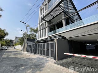 For sale and for rent 3 bedrooms house in Watthana, Bangkok