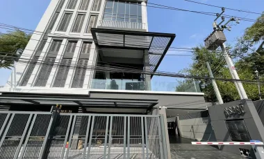 Haus zum Kauf und zur Miete mit 3 Zimmer in Watthana, Bangkok