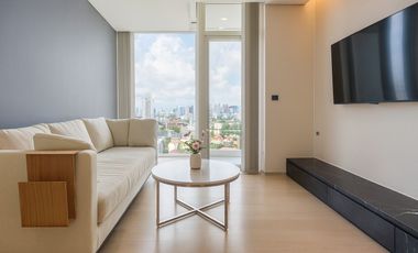 For rent 2 bedrooms condo in Khlong Toei, Bangkok