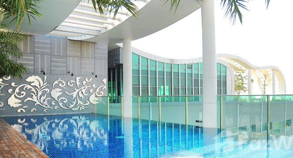 Condo en venta de 2 habitaciones en Phra Khanong, Bangkok