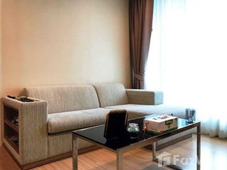 Wohnung zum Kauf mit 2 Zimmer in Phra Khanong, Bangkok