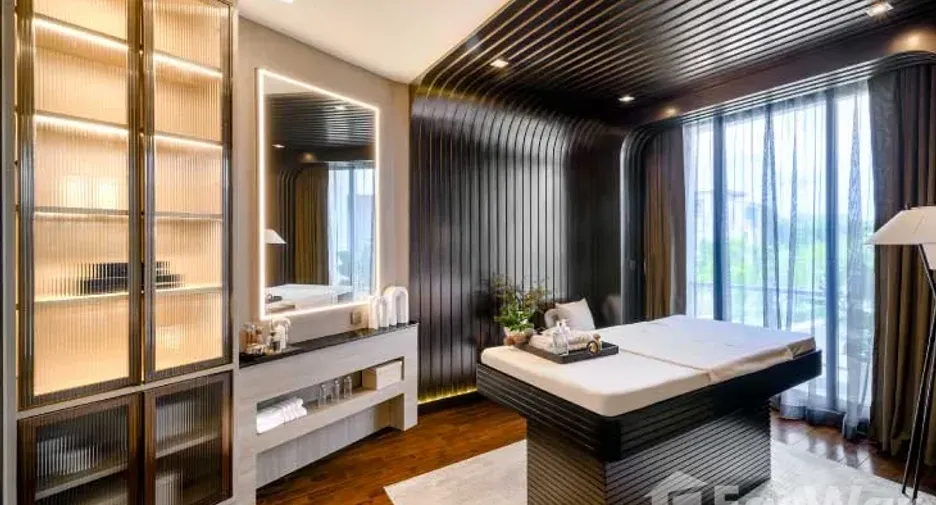 For sale 5 bedrooms house in Bueng Kum, Bangkok