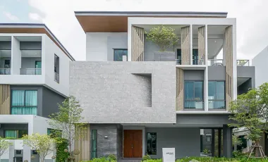 For sale 5 bedrooms house in Bueng Kum, Bangkok