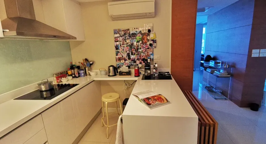 For sale 2 bedrooms condo in Pathum Wan, Bangkok