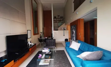 For sale 2 ベッドルーム condo in Pathum Wan, Bangkok