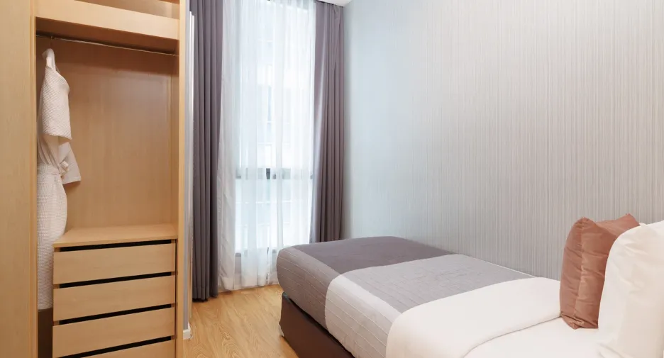 For rent 2 bedrooms condo in Watthana, Bangkok