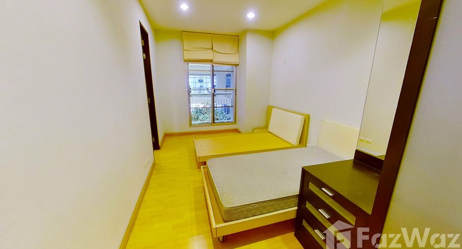 Condo en venta y en alquiler de 3 habitaciones en Khlong Toei, Bangkok