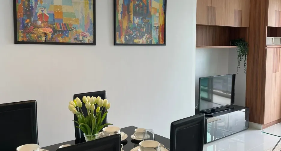 Condo en alquiler de 3 habitaciones en Khlong Toei, Bangkok