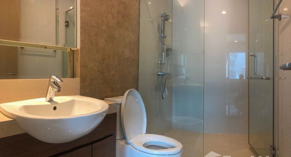 À vendre 3 chambres condo à Khlong Toei, Bangkok