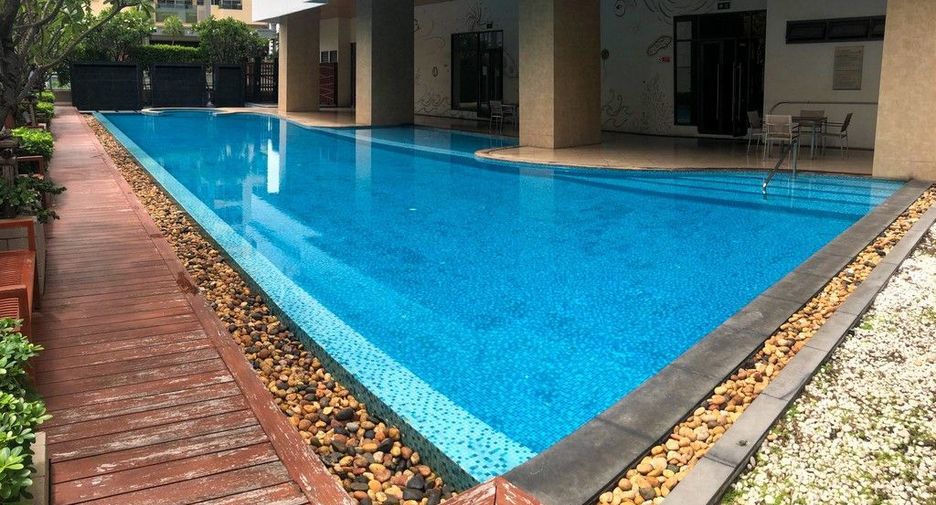 À vendre 3 chambres condo à Khlong Toei, Bangkok