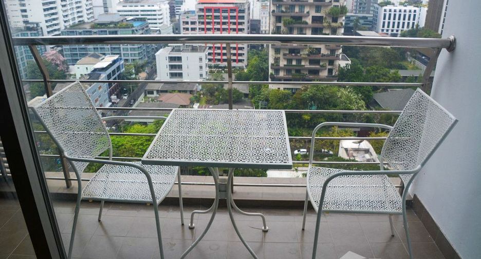 For sale 2 bedrooms condo in Watthana, Bangkok