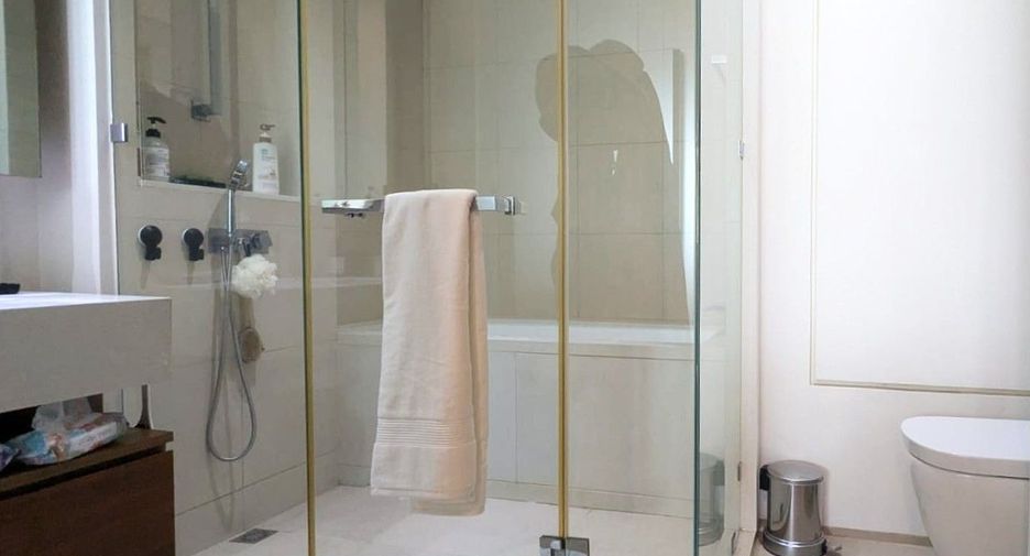 For sale 1 Beds condo in Sathon, Bangkok