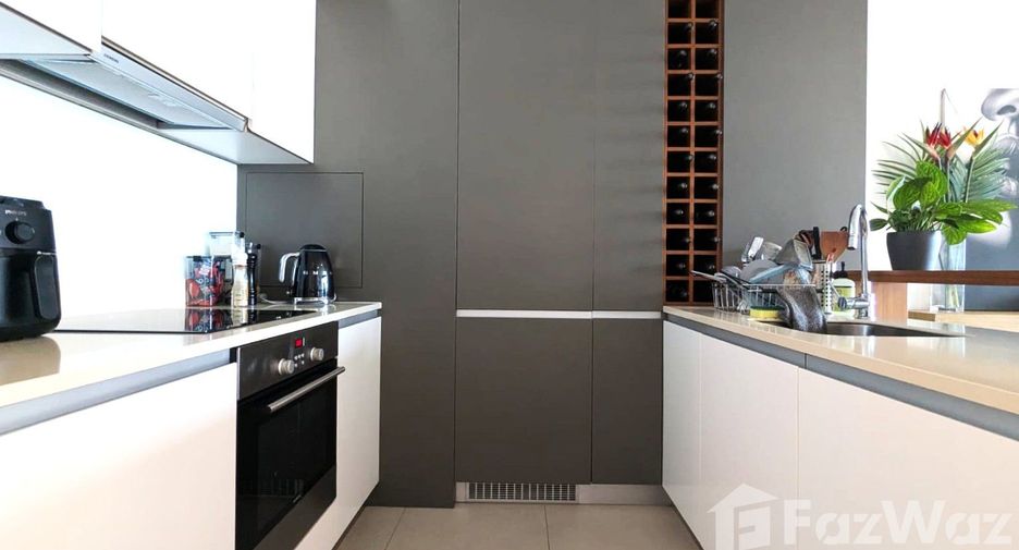 For sale 1 Beds condo in Sathon, Bangkok